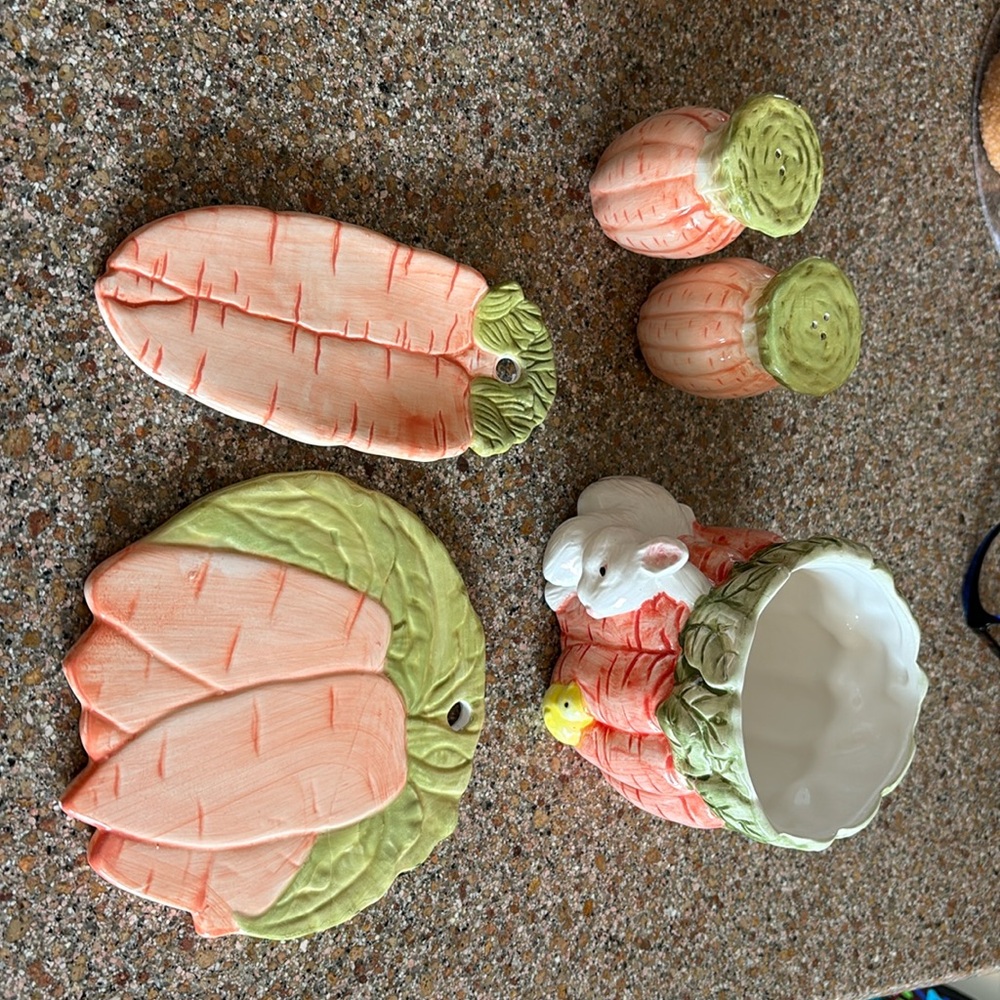 Ceramic Easter Set